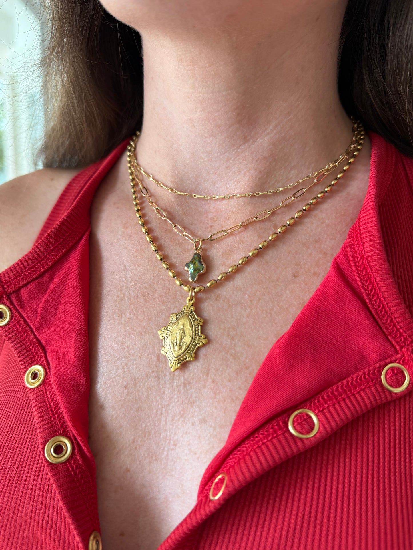 Mary Necklace