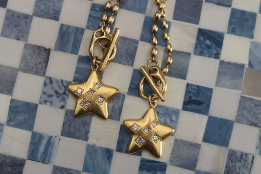 Mila Necklace